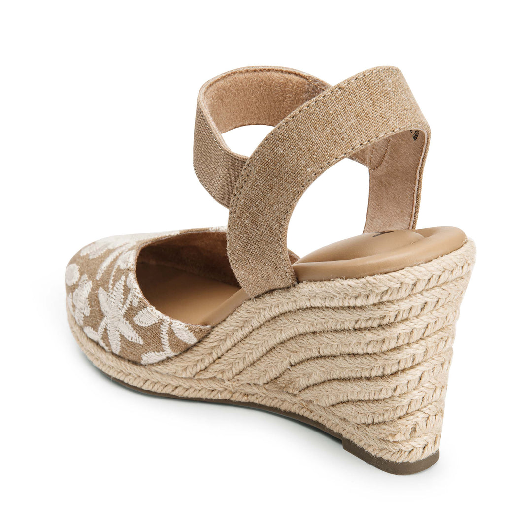 Bay Espadrille Wedge Me Too Shoes