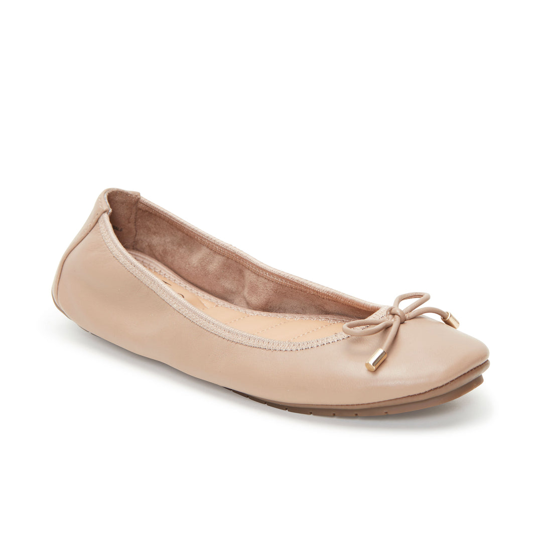 Me too Halle Ballet Flat Me Too Shoes