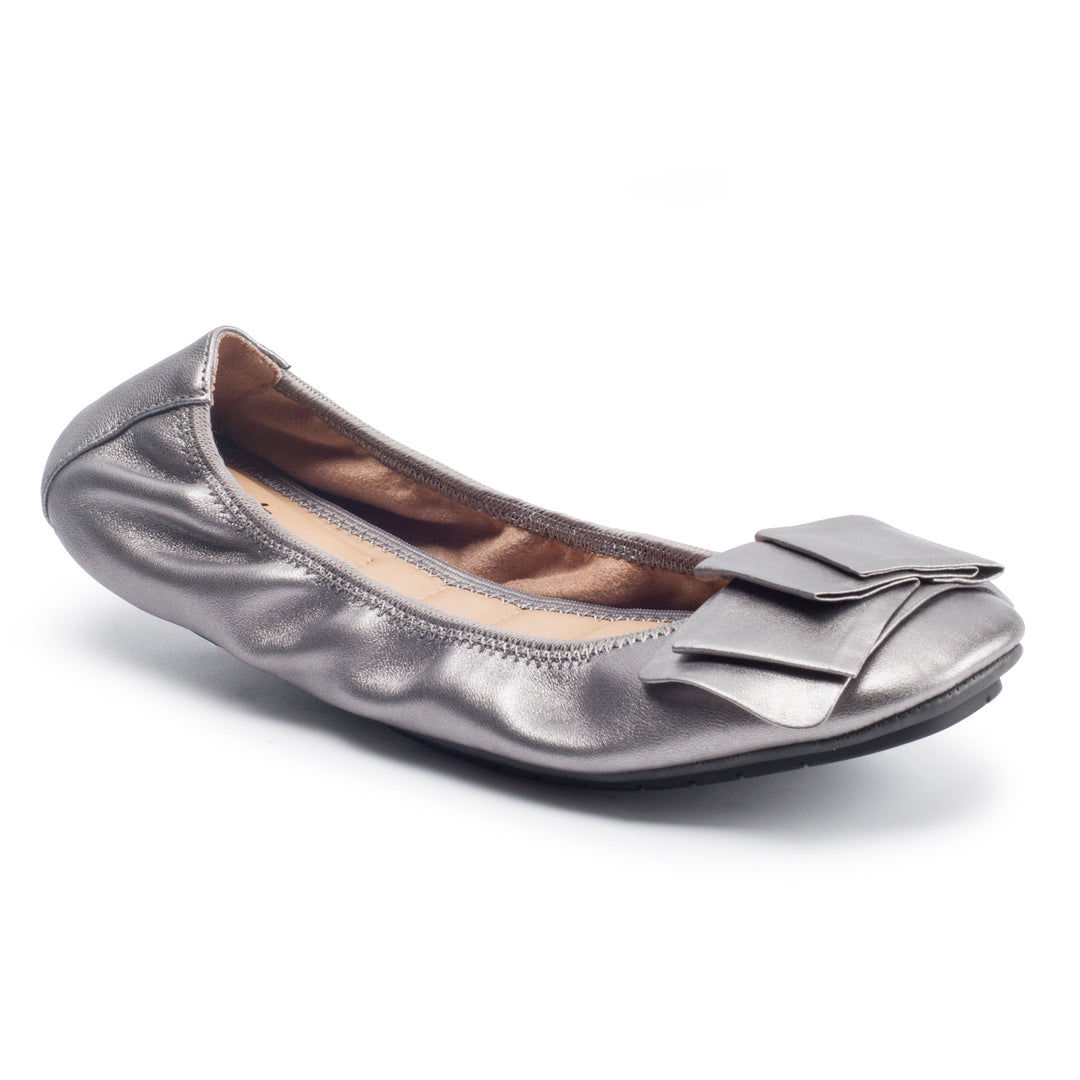 Me too leather flats online